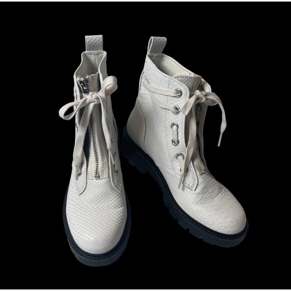 UGG Darren Combat Boots Embossed Snake White US 7W - Picture 3 of 9